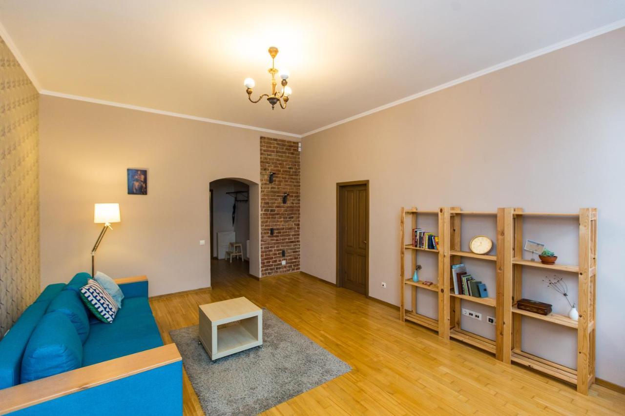 Light And Spacious Apartment On Gazova Str Liov Exterior foto