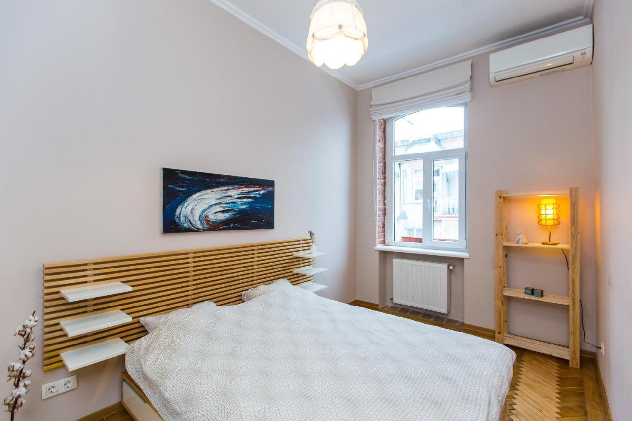 Light And Spacious Apartment On Gazova Str Liov Exterior foto